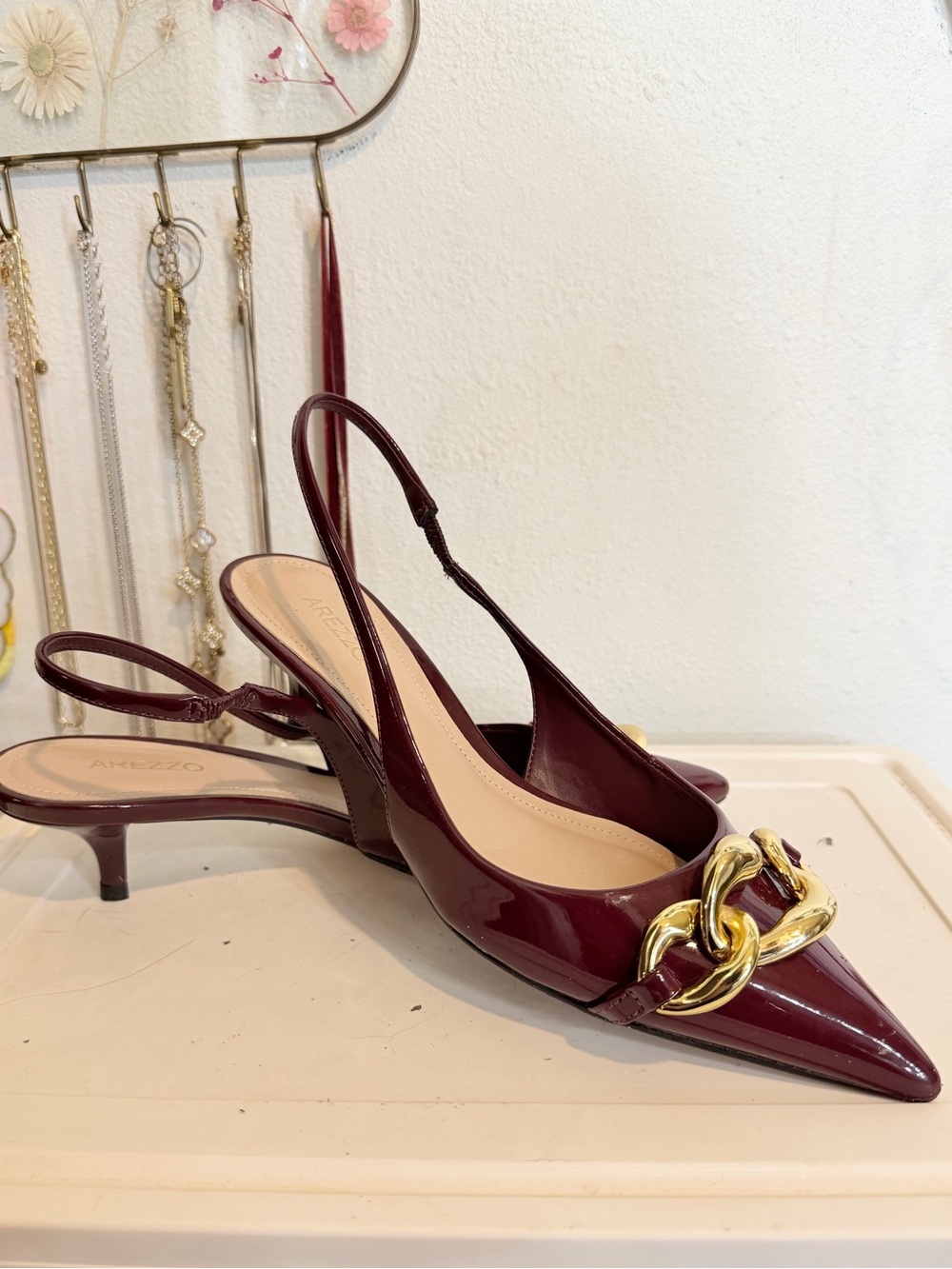 Arezzo Women's Burgundy Patent Slingback Kitten Heels with Gold Chain - Picture 2 of 7